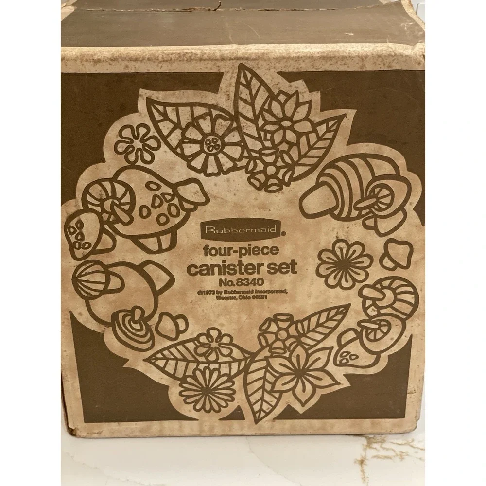 Rubbermaid vintage canister